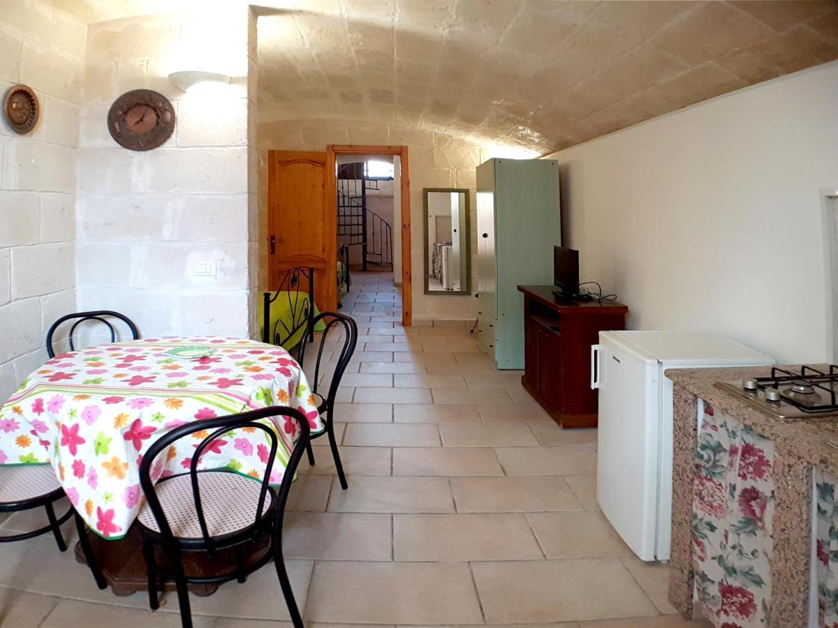Oikia Vacanze Uggiano La Chiesa Casa Dante 외부 사진